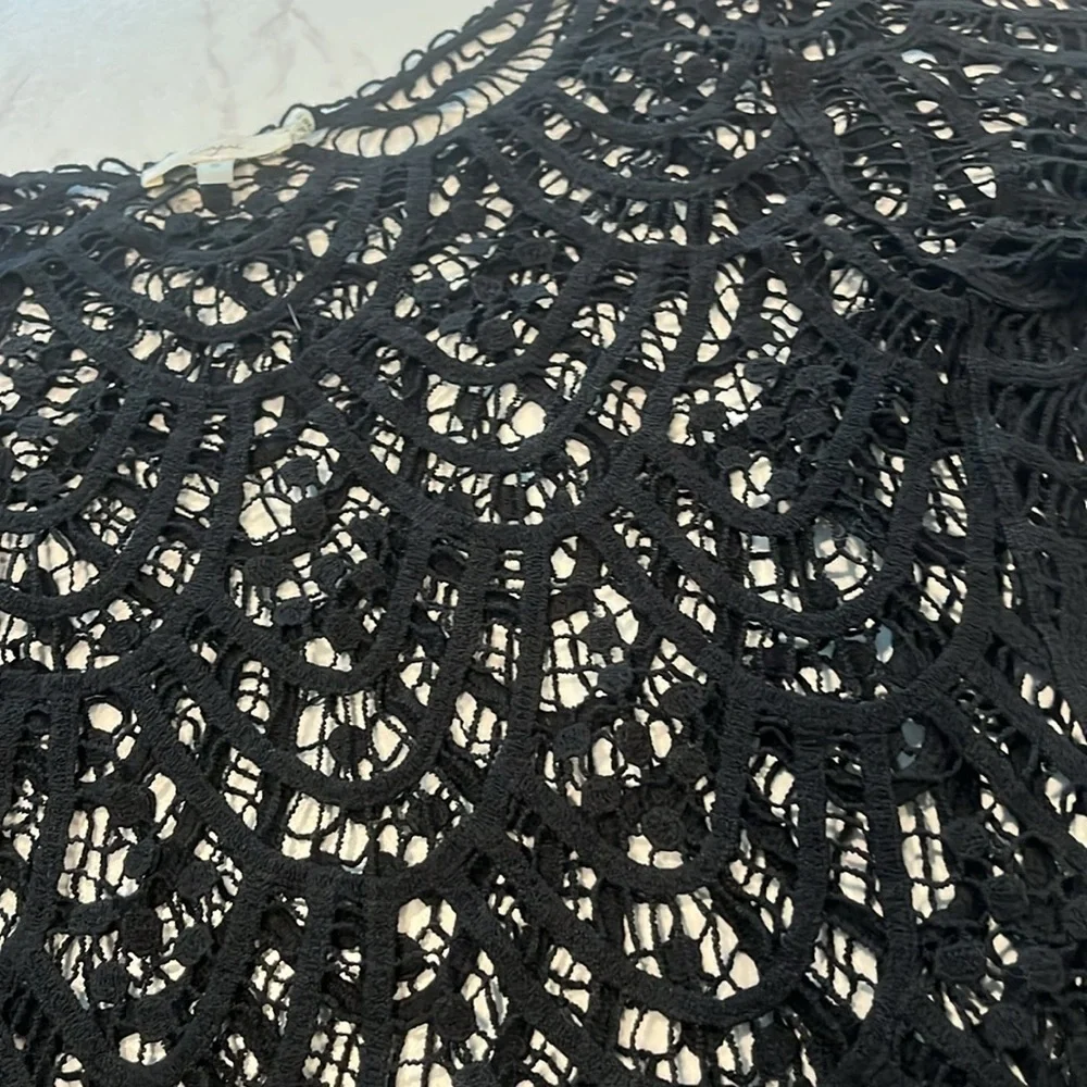 Capri Crochet Top - Picture 3 of 5
